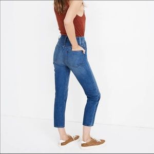 SOLD!!! Madewell The Mom Jean NWT